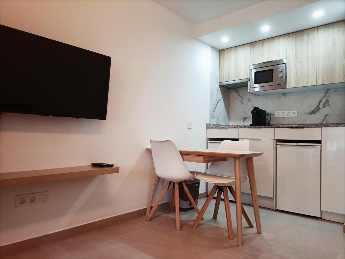 Joan Miro Luxury Torremolinos Apartment Exterior photo