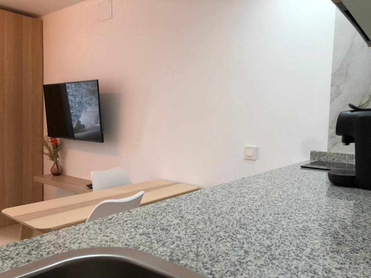 Joan Miro Luxury Torremolinos Apartment Exterior photo